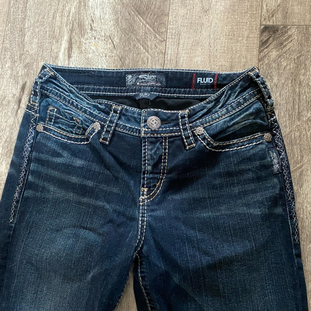 Silver Jeans. Dark Wash Blue. New condition. 27/34 - Picture 3 of 4